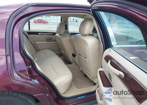 2007 Lincoln Town Car Signature from USA, damaged, VIN 1LNHM81V07Y603795